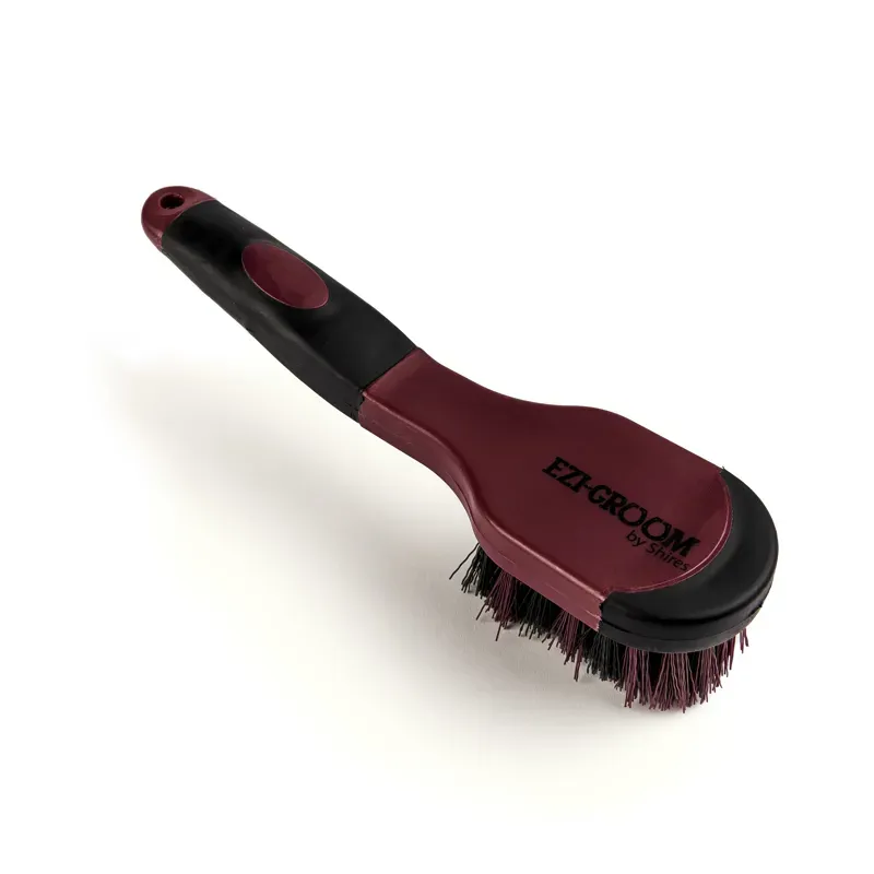 Ezi-Groom Grip Bucket Brush in Burgundy