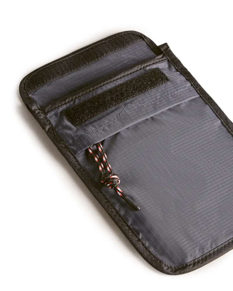 Hunter Packable Phone Pouch in Navy-3
