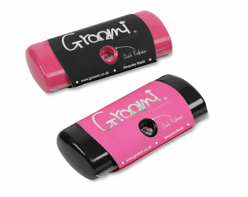 Groomi Shedding/Grooming Tool in Black