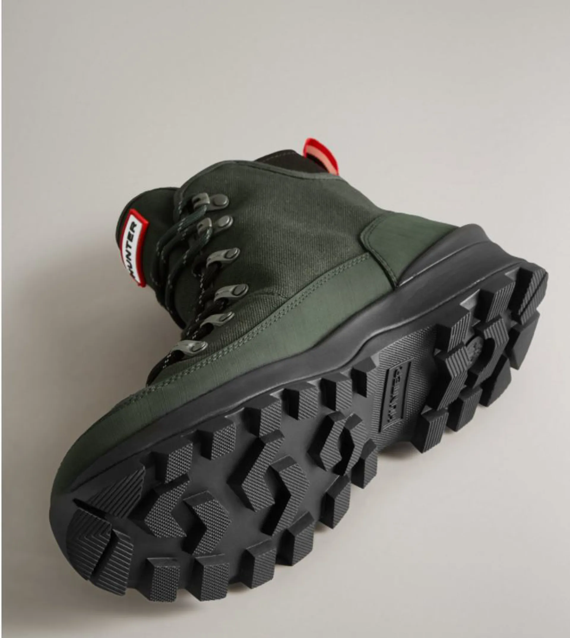 Hunter Canvas Commando Boots Hunter Mens Canvas Desert Commando Boot in Arctic Moss main image 4