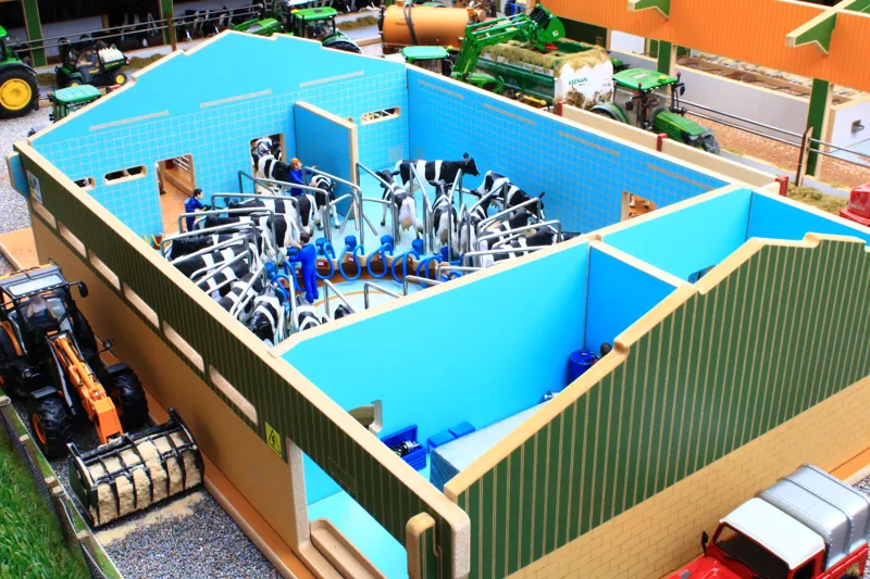 Brushwood 1-32 Rotary Milking Parlour-4
