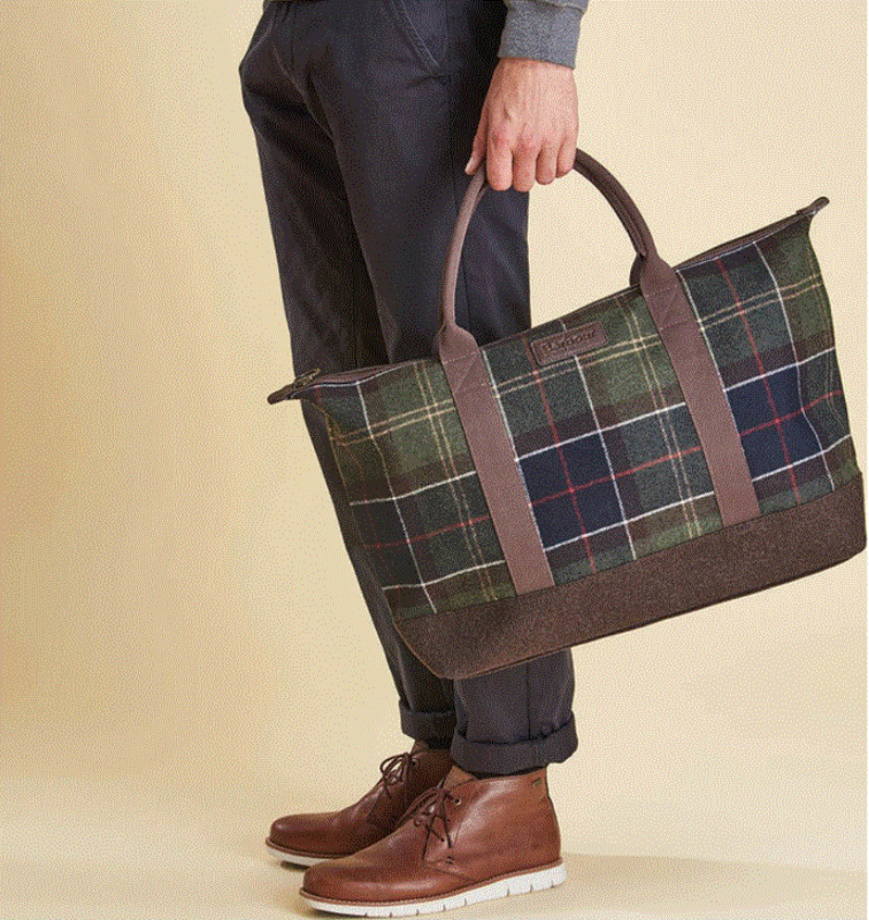 Barbour Elgin Holdall in Classic Tartan-5