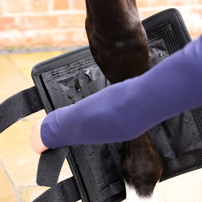 Arma Hot/Cold Relief Boots in Black-1