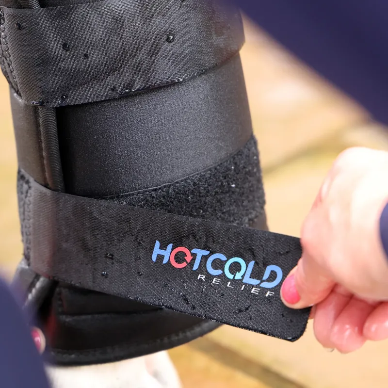 Arma Hot/Cold Relief Boots in Black-2