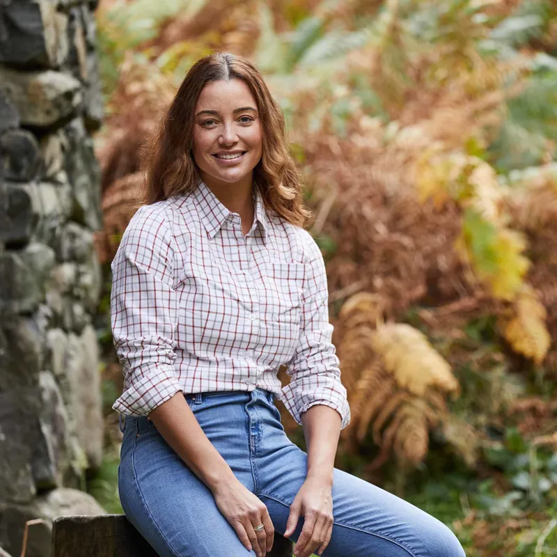 Ridgeline Women's Sedgebrook Shirt in Russet-4