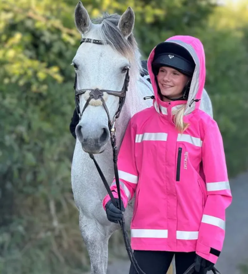 Reincoat Air Adult Hi-Vis in Pink-4