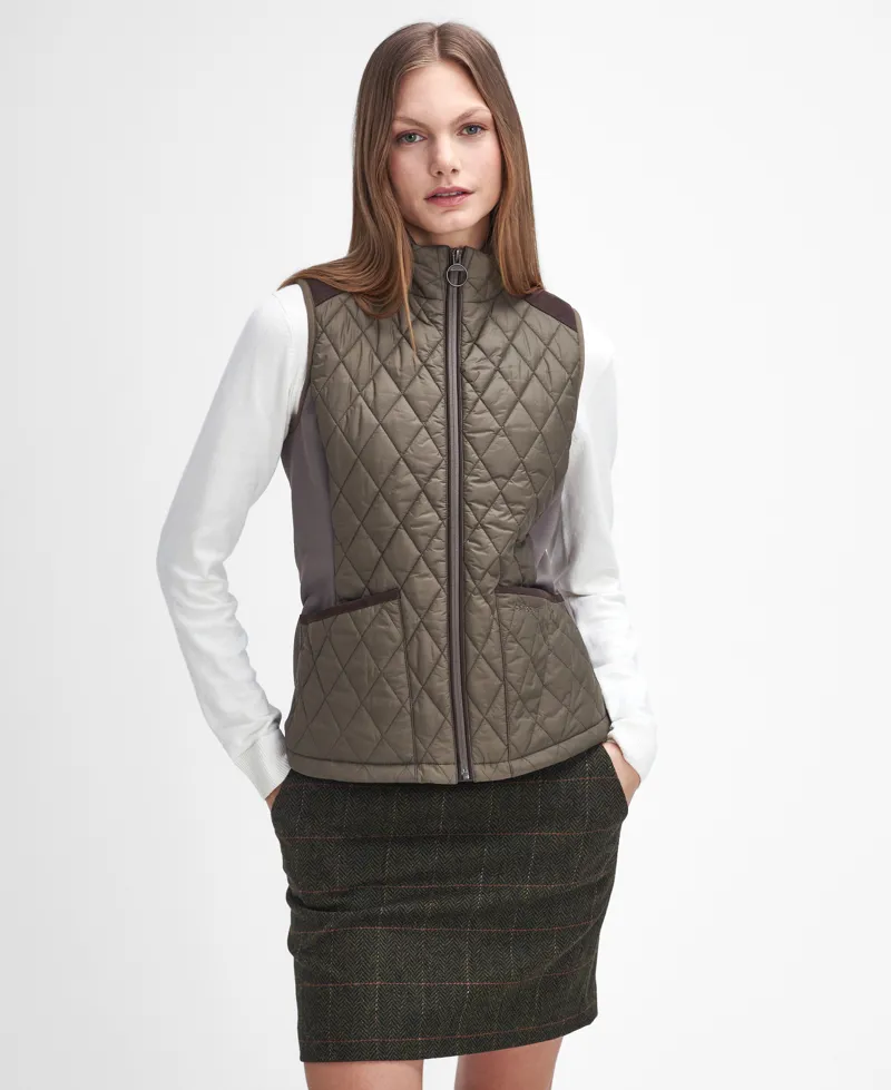 Barbour Highfield Gilet in Winter Moss-1