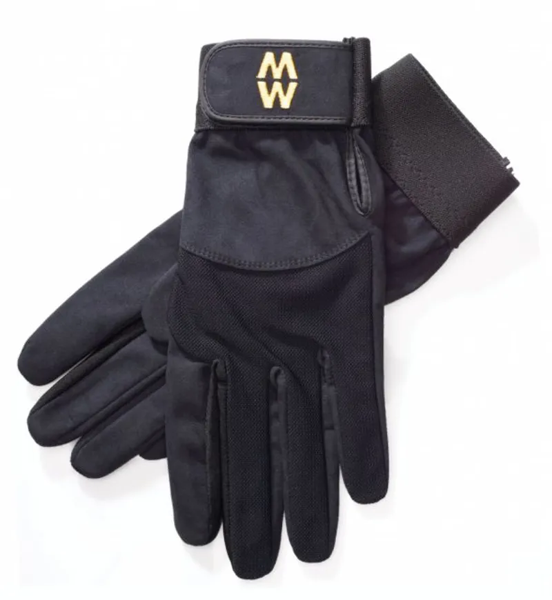 MacWet Sports Glove in Black