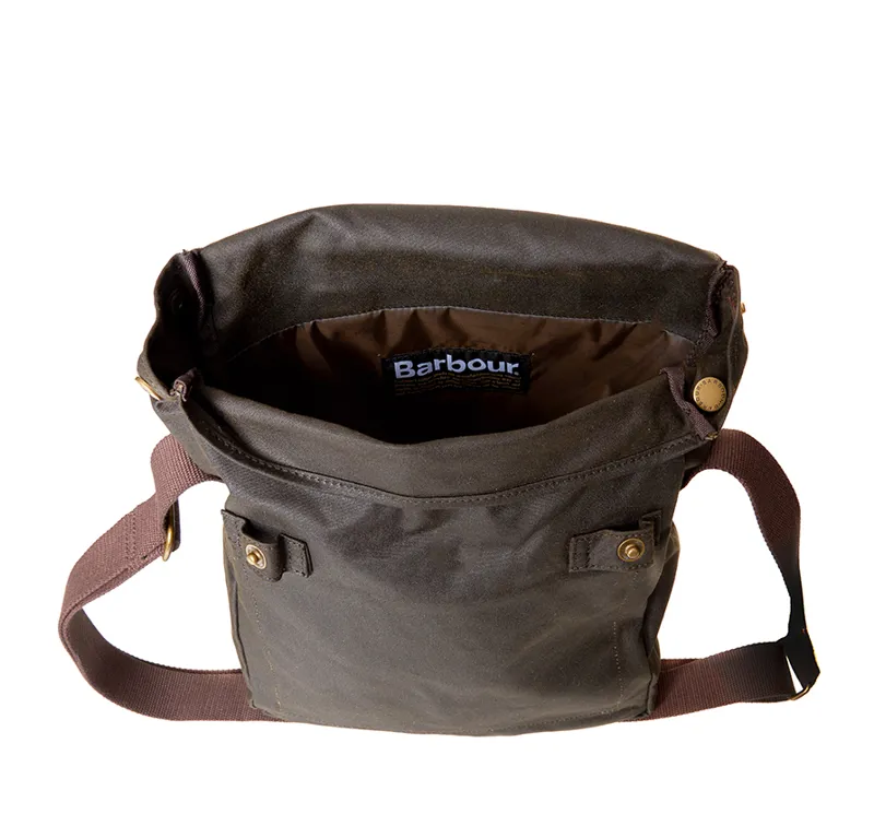 Barbour Balloch Flight Bag in Olive